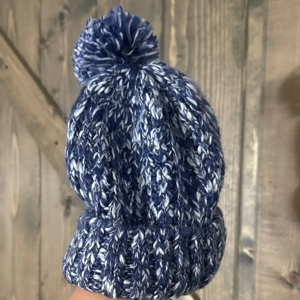 GAP Kids Blue‎ and White Knit Pom-Pom Hat